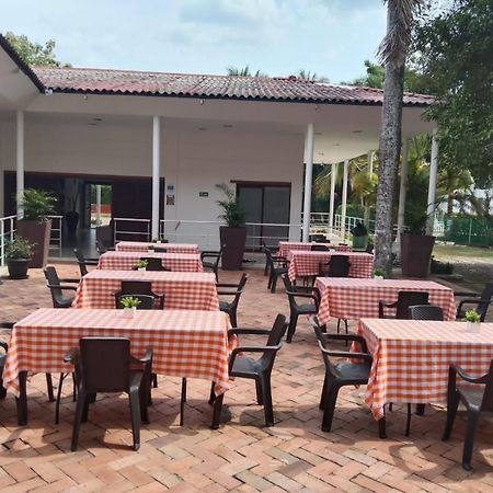 Arizona Ranch Hotel ヒラルドット エクステリア 写真