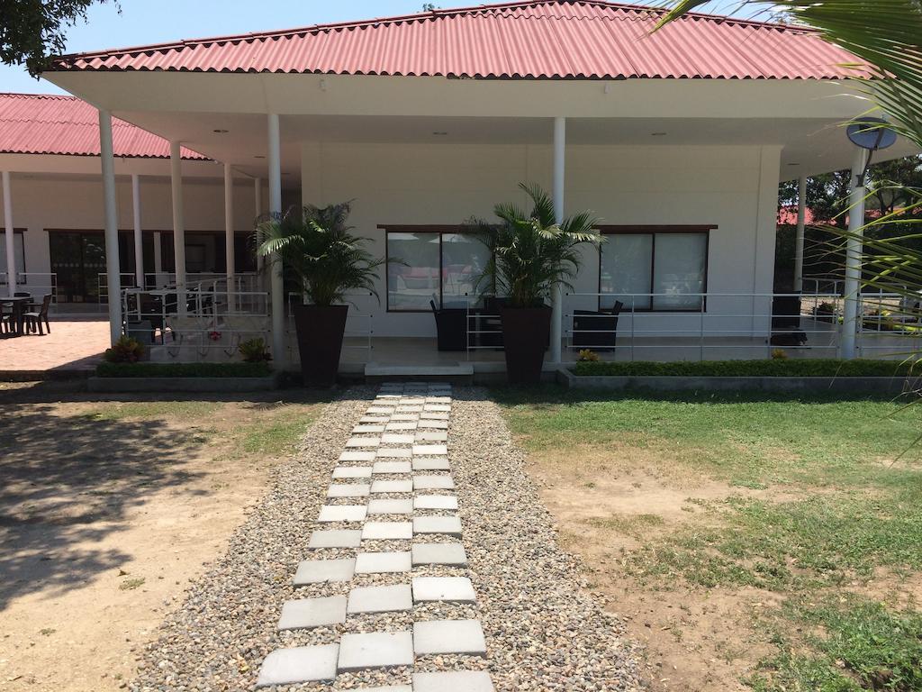 Arizona Ranch Hotel ヒラルドット エクステリア 写真